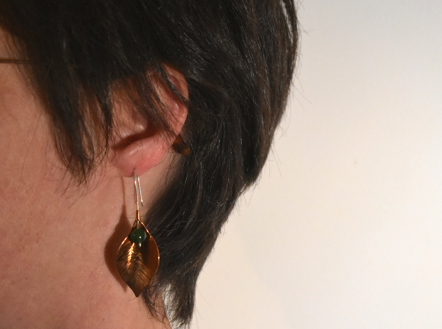 Boucle d'oreille feuille, le végétal à vos oreilles