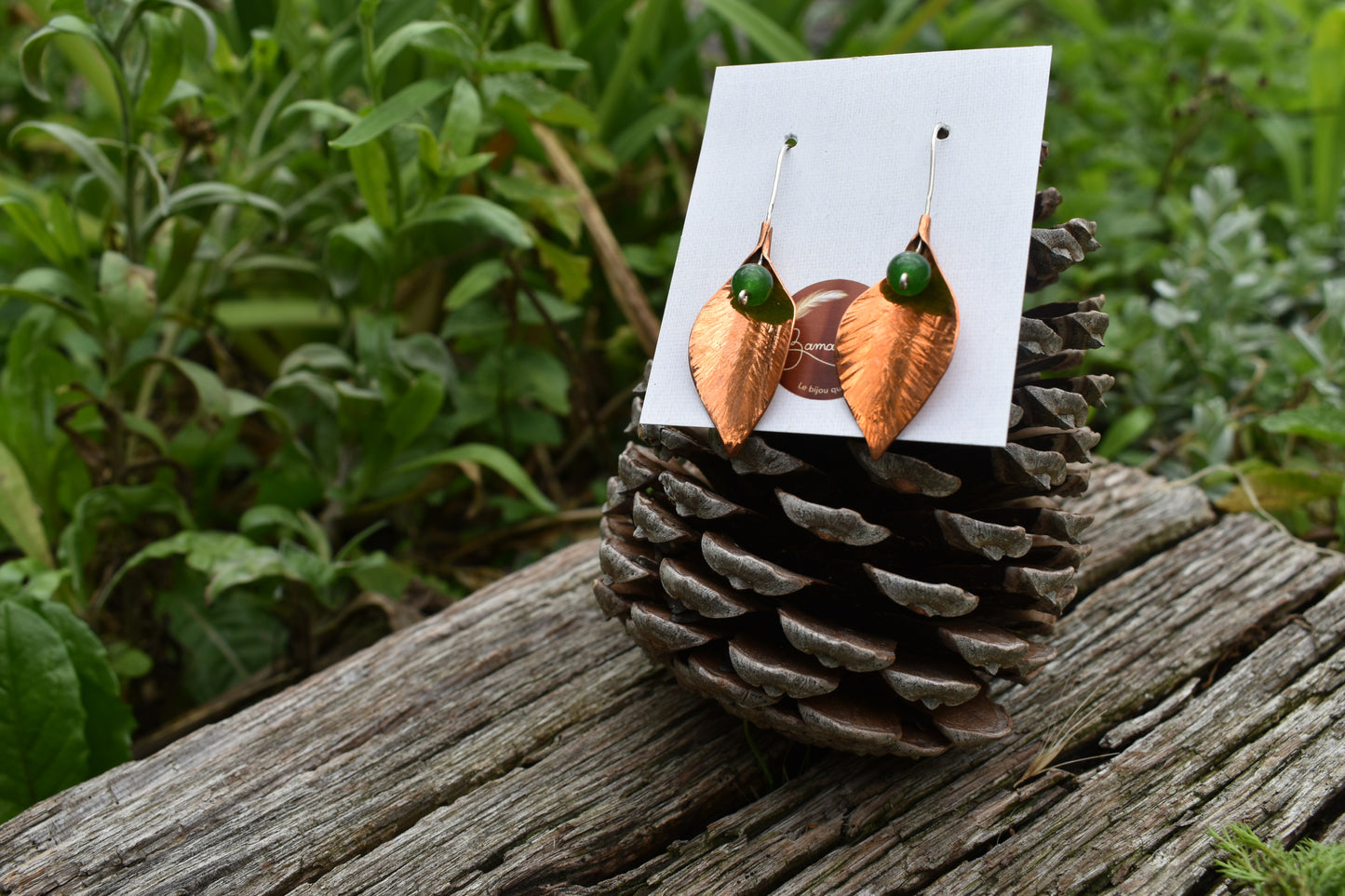 Boucle d'oreille feuille, le végétal à vos oreilles
