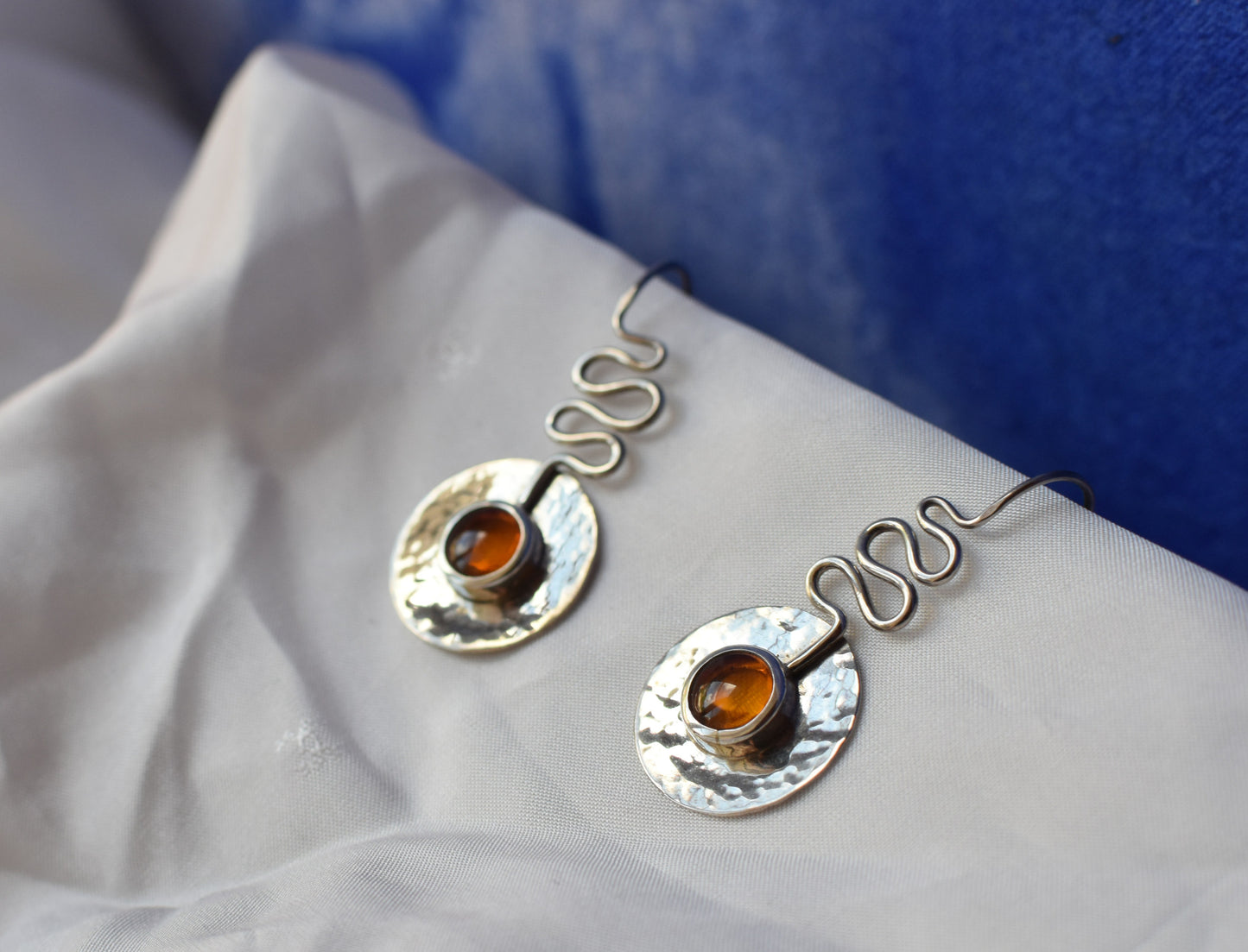 Boucles d'oreilles en argent et ambre - Le soleil ambré