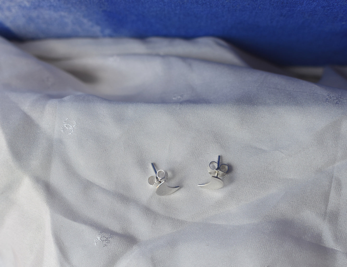 Boucles d'oreilles puce en argent recyclé - collection astrale