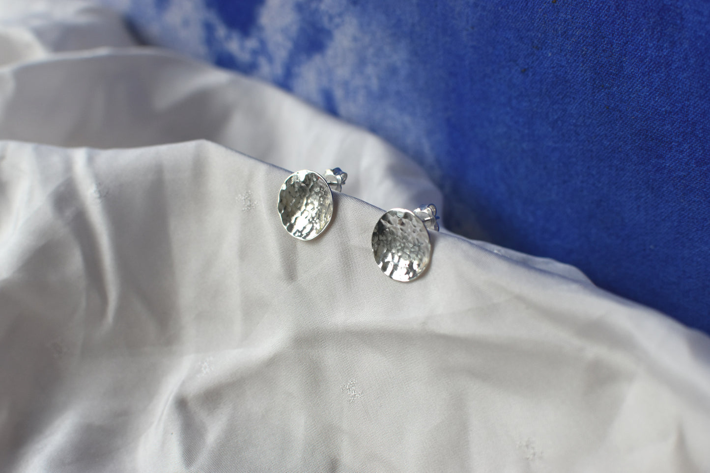 Boucles d'oreilles en argent- Puce d'oreille délicates et scintillantes