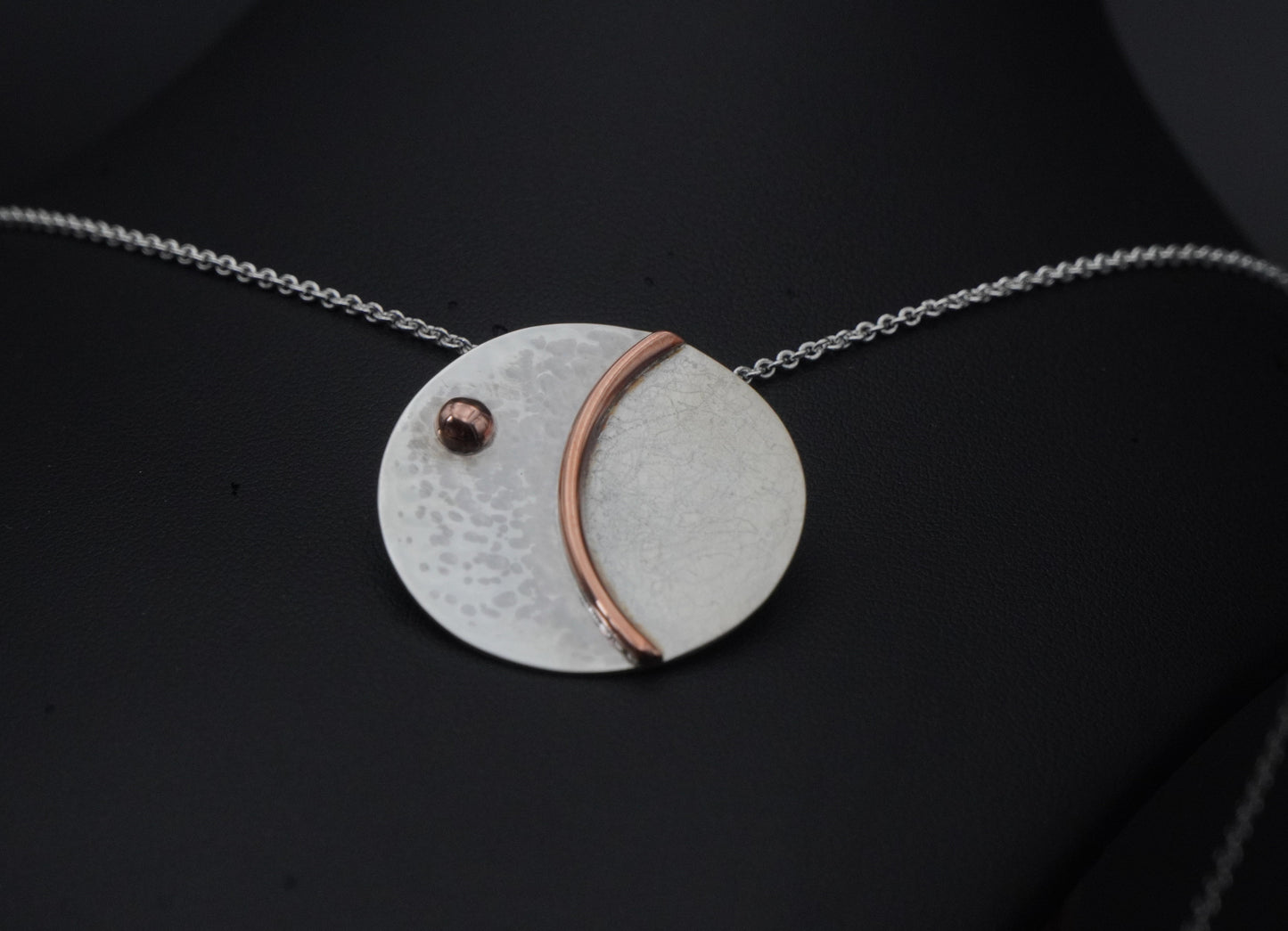 Pendentif "Solune" de la collection astrale