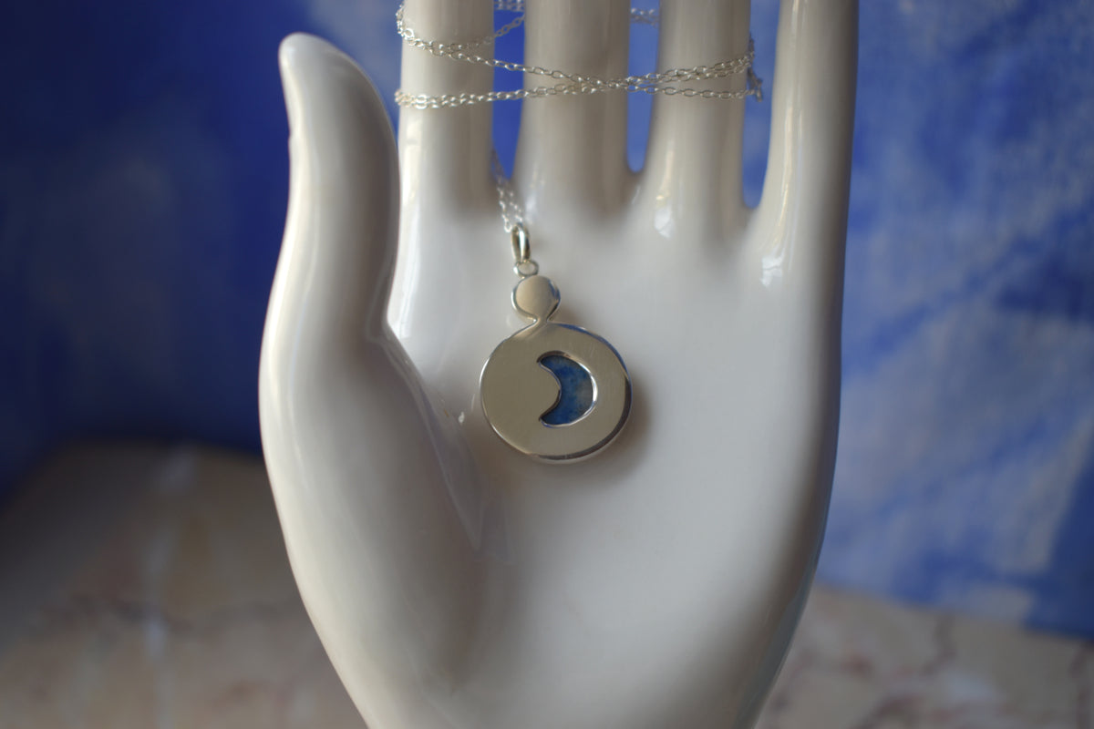 "Lemniscate" collier en argent 925, pierre de lune et lapis-lazuli